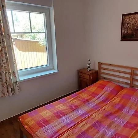 Apartment Schieszl 4 *